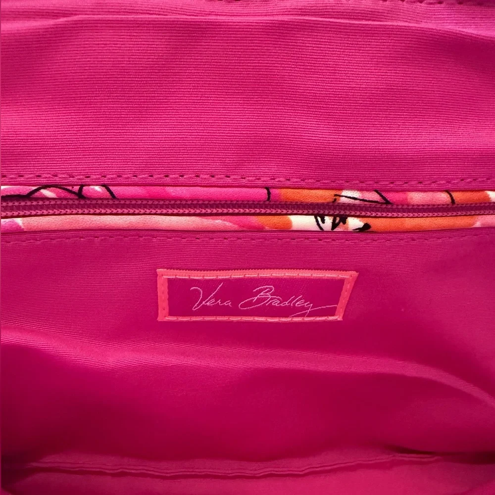 Vera Bradley Pink Vintage Rose Millie Floral Quilted Satin Clutch Black Lucite - Picture 8 of 11